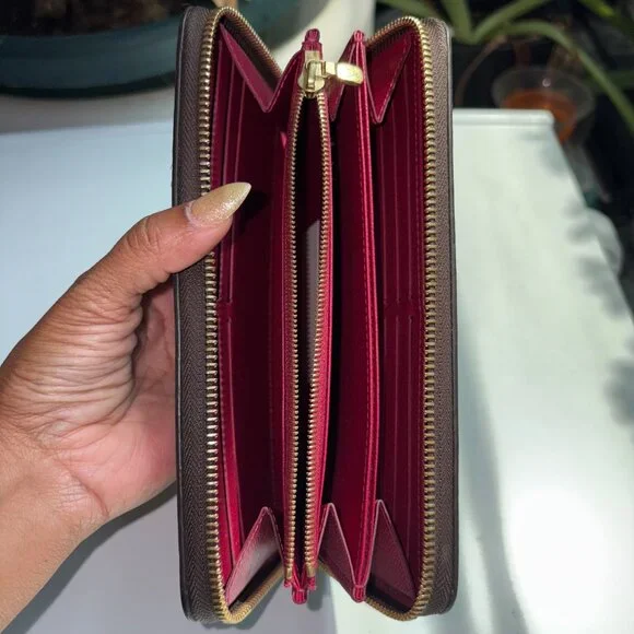 Louis Vuitton Monogram Zippy Wallet - Fuchsia Pink Lining - Picture 3 of 8